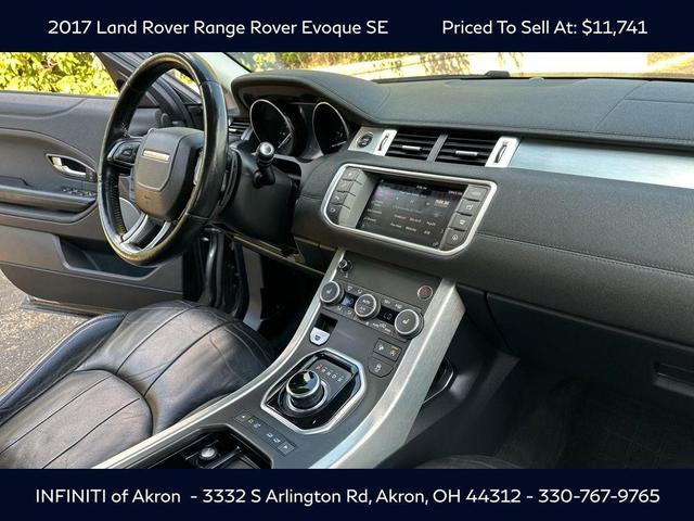 Photo of 2017 Gray Land Rover Range Rover Evoque