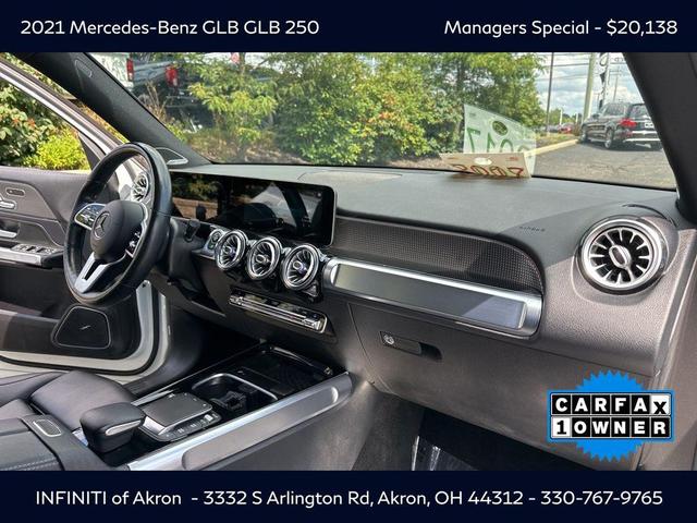 Photo of 2021 White Mercedes-Benz GLB 250