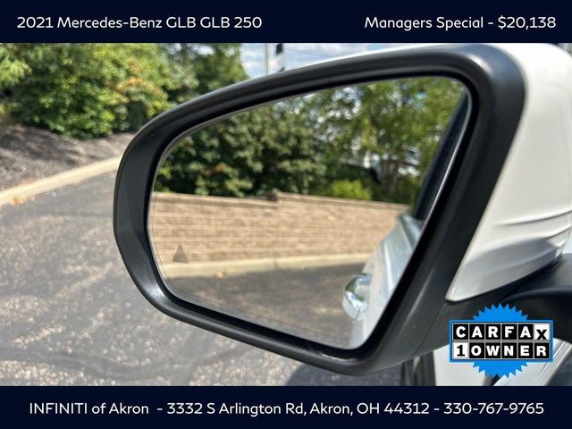 Photo of 2021 White Mercedes-Benz GLB 250