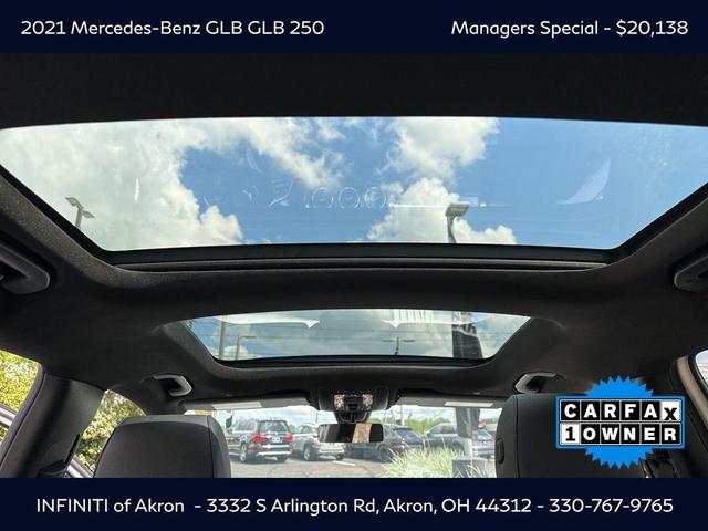 Photo of 2021 White Mercedes-Benz GLB 250