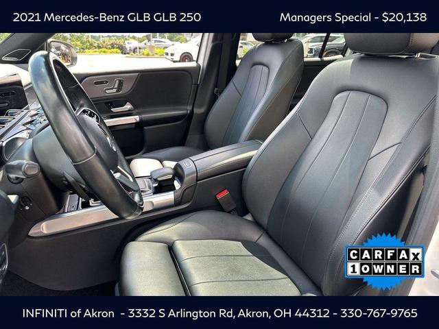 Photo of 2021 White Mercedes-Benz GLB 250