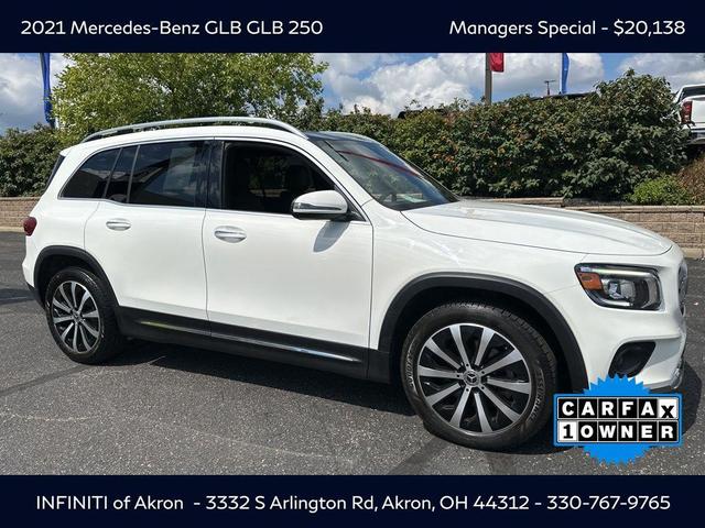 Photo of 2021 White Mercedes-Benz GLB 250