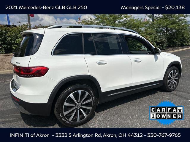 Photo of 2021 White Mercedes-Benz GLB 250