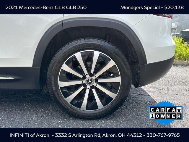 Photo of 2021 White Mercedes-Benz GLB 250