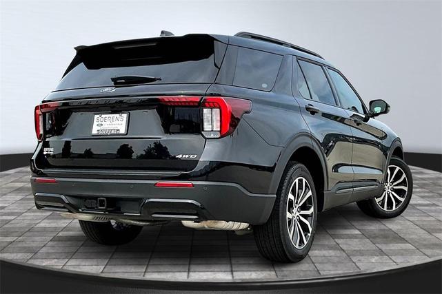 Photo of 2025 Agate Black Metallic Ford Explorer