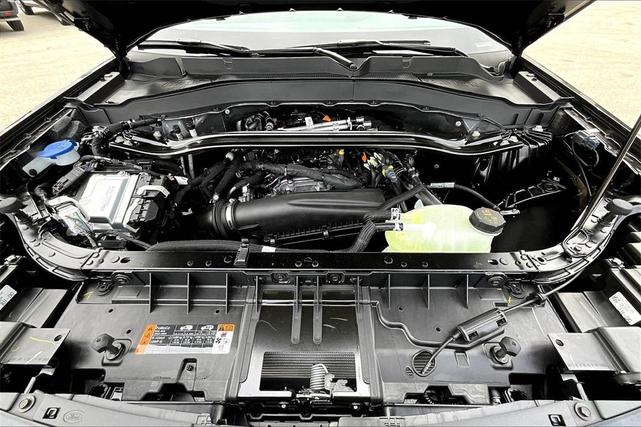 Photo of 2025 Agate Black Metallic Ford Explorer