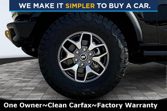 Photo of 2024 Shadow Black Ford Bronco