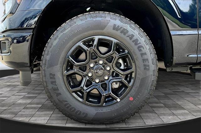 Photo of 2025 Antimatter Blue Metallic Ford F-150