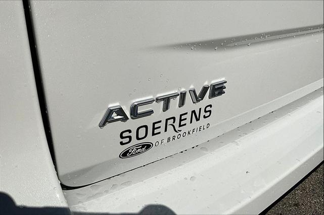 Photo of 2025 STAR WHITE MET TRI-COAT Ford Expedition Max