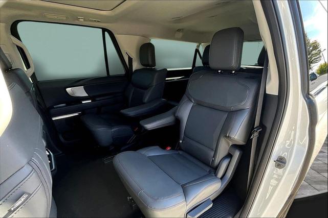 Photo of 2025 STAR WHITE MET TRI-COAT Ford Expedition Max