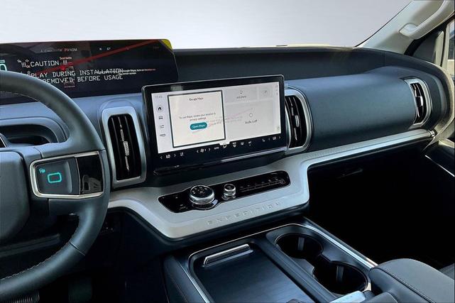 Photo of 2025 STAR WHITE MET TRI-COAT Ford Expedition Max