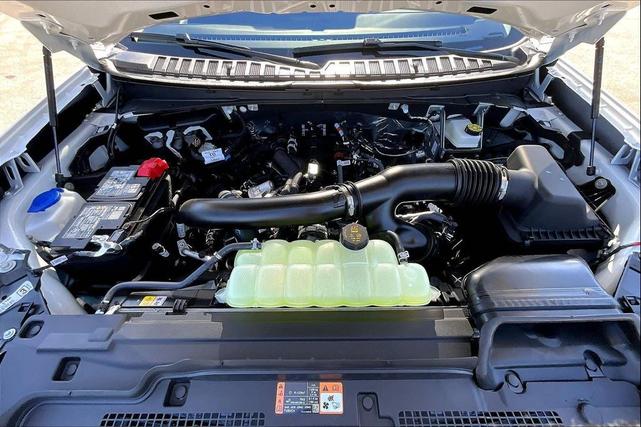 Photo of 2025 STAR WHITE MET TRI-COAT Ford Expedition Max