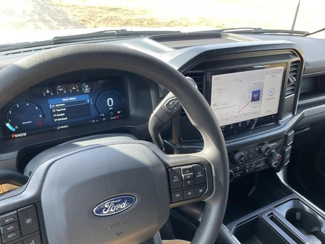 Photo of 2025 Oxford White Ford F-150