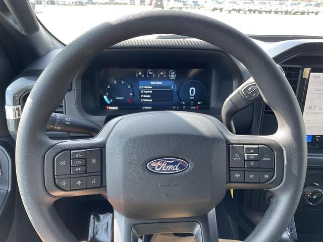 Photo of 2025 Oxford White Ford F-150