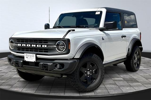 Photo of 2024 Oxford White Ford Bronco