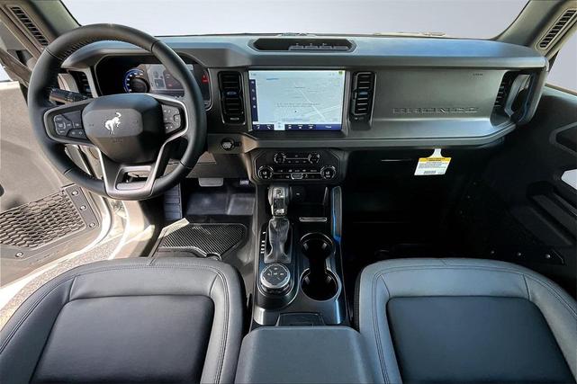 Photo of 2024 Oxford White Ford Bronco