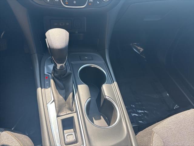 Photo of 2022 Mosaic Black Metallic Chevrolet Equinox