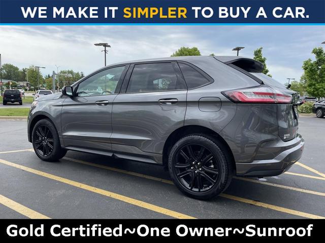 Photo of 2022 Carbonized Gray Metallic Ford Edge