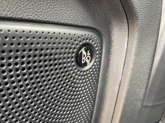 Photo of 2025 Agate Black Metallic Ford Escape