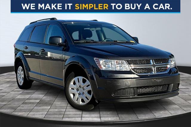 Photo of 2014 Granite Crystal Metallic Clearcoat Dodge Journey