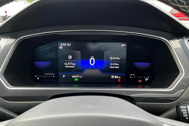Photo of 2022 Deep Black Pearl Volkswagen Tiguan