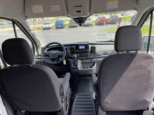 Photo of 2025 Oxford White Ford Transit-250