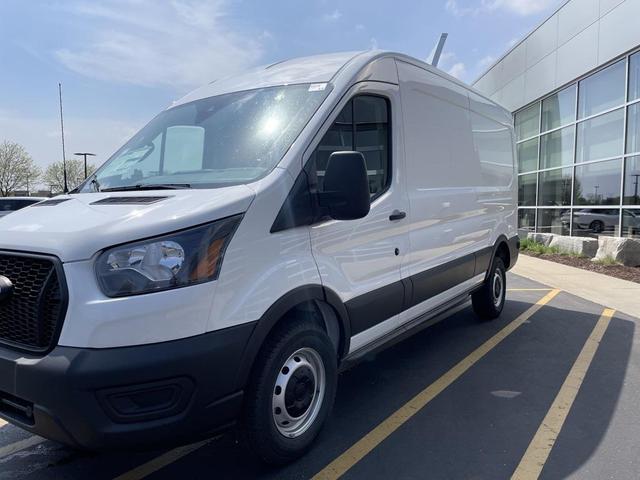 Photo of 2025 Oxford White Ford Transit-250