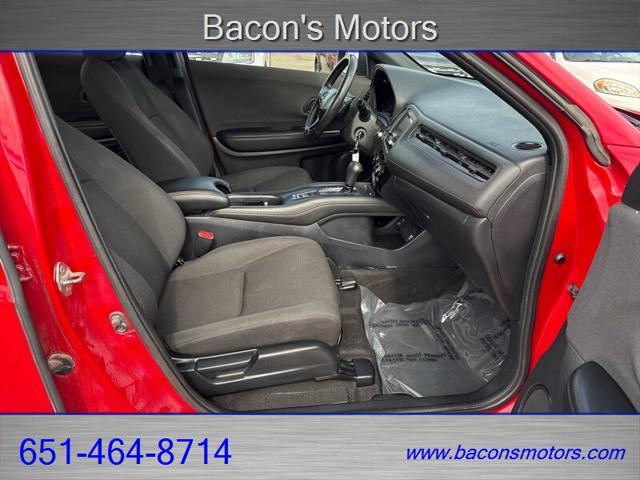 Photo of 2019 Milano Red Honda HR-V