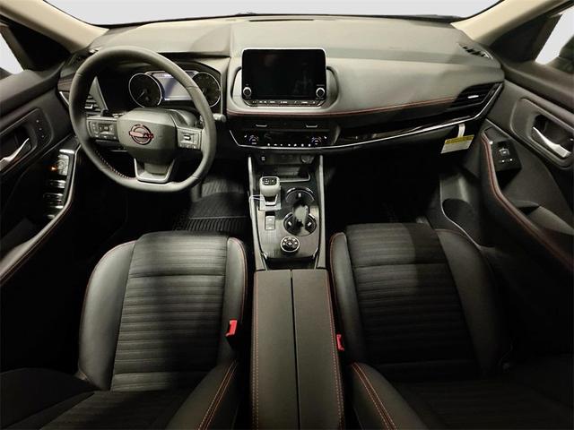 Photo of 2026 White Pearl Nissan Rogue
