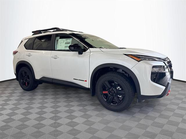 Photo of 2026 White Pearl Nissan Rogue