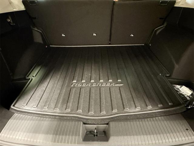 Photo of 2026 White Pearl Nissan Rogue