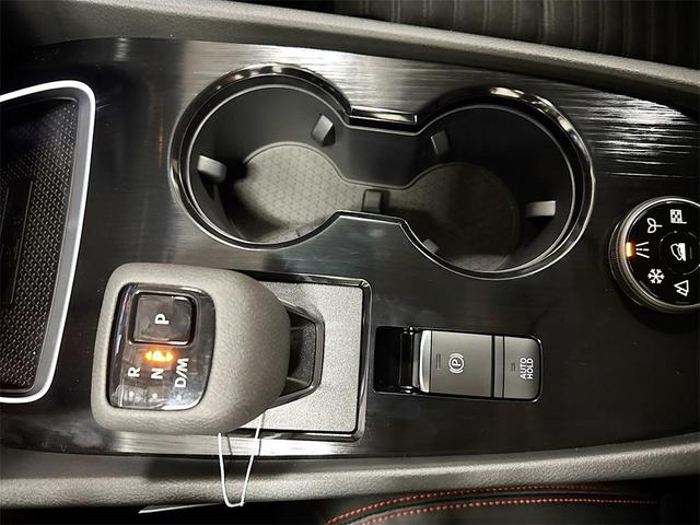 Photo of 2026 White Pearl Nissan Rogue