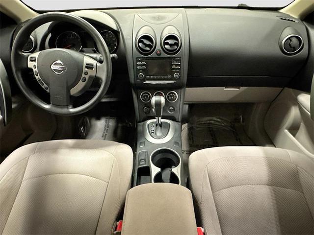 Photo of 2014 Graphite Blue Nissan Rogue Select