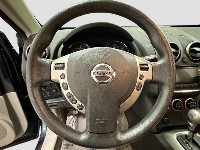 Photo of 2014 Graphite Blue Nissan Rogue Select