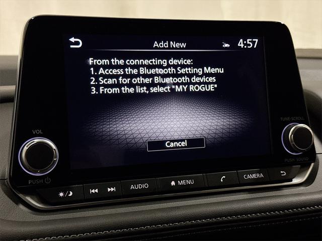 Photo of 2025 Super Black Nissan Rogue