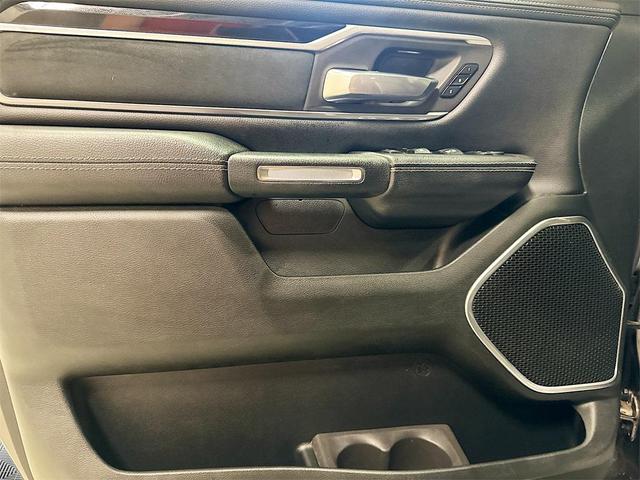 Photo of 2020 Granite Crystal Metallic Clearcoat RAM 1500