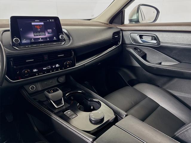 Photo of 2023 Brilliant Silver Metallic Nissan Rogue