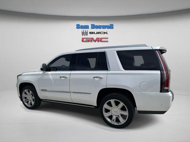 Photo of 2019 Crystal White Tricoat Cadillac Escalade