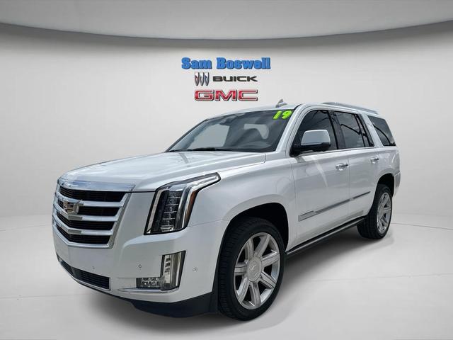 Photo of 2019 Crystal White Tricoat Cadillac Escalade