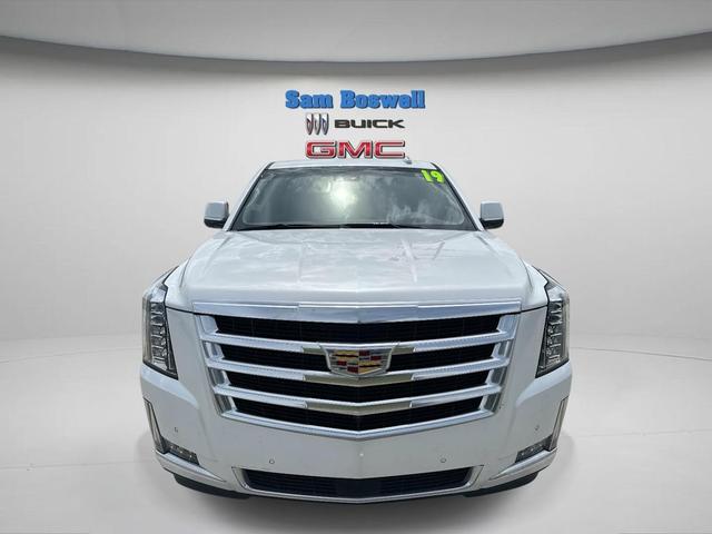 Photo of 2019 Crystal White Tricoat Cadillac Escalade