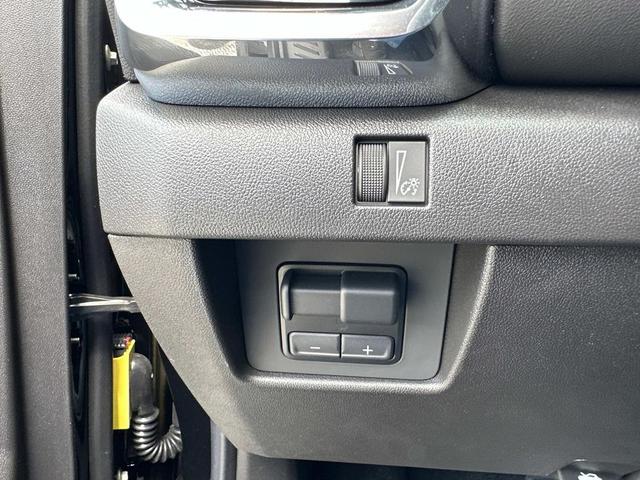 Photo of 2025 Onyx Black GMC Canyon