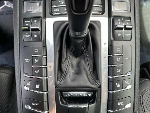 Photo of 2019 White Porsche Macan