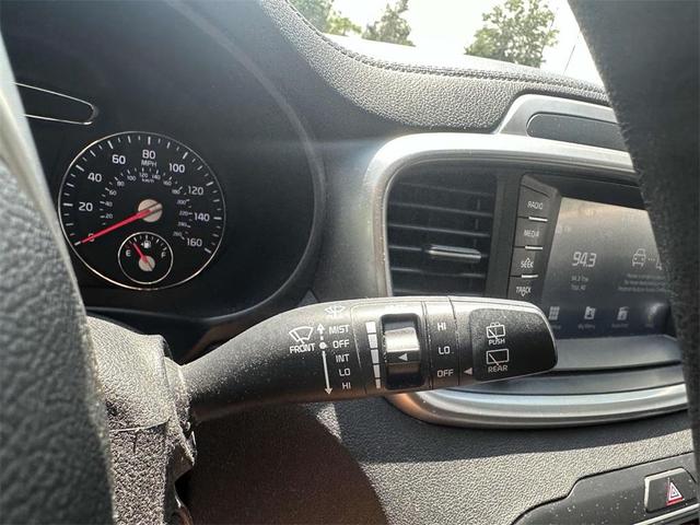 Photo of 2019 Snow White Pearl Kia Sorento