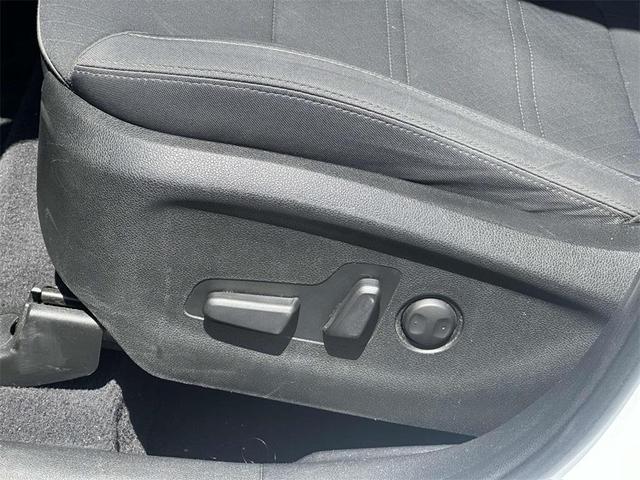 Photo of 2019 Snow White Pearl Kia Sorento