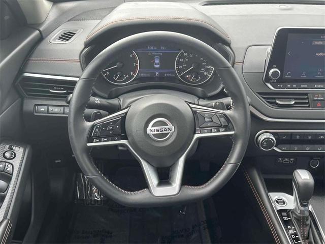 Photo of 2021 Gun Metallic Nissan Altima