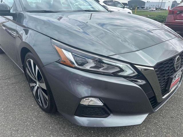 Photo of 2021 Gun Metallic Nissan Altima