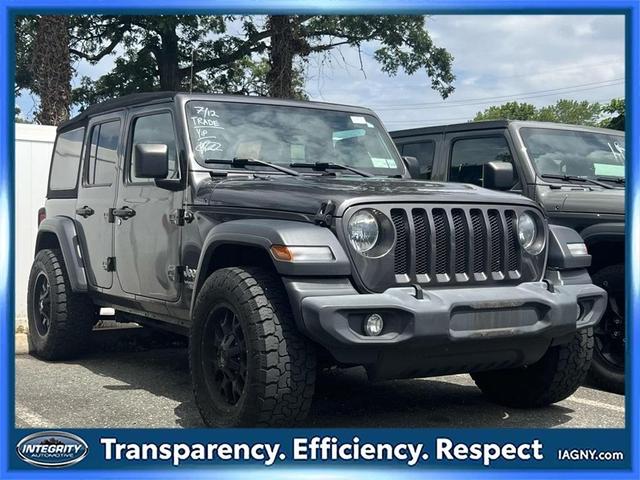 Photo of 2018 Granite Crystal Jeep Wrangler Unlimited
