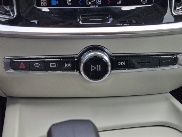 Photo of 2024 Silver Dawn Metallic Volvo S60