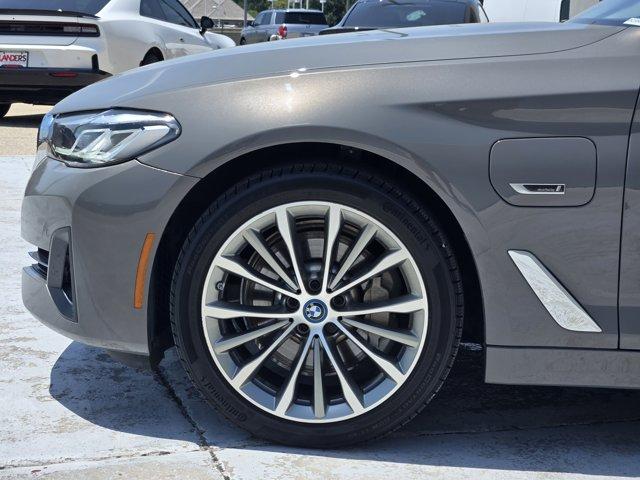 Photo of 2022 Bernina Grey Amber Effect Metallic BMW 530e