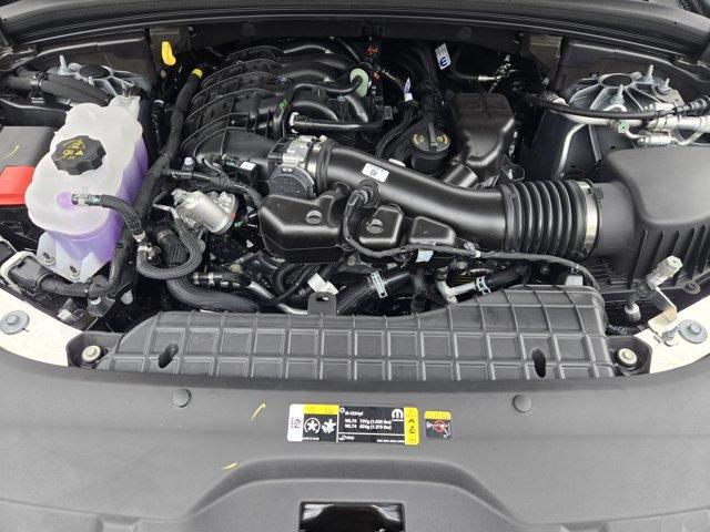 Photo of 2025 Silver Zynith Jeep Grand Cherokee